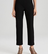 Eileen Fisher's cotton twill pants bring simplicity to every day. Pair with pumps at the office and chic flats for retro-inspired weekend style.