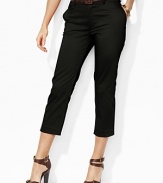 Rendered in sleek stretch twill, the Jodie pant is crafted with a slim, cropped leg for modern style.