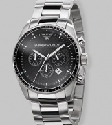 Fine sport dial with chronograph functionality on a gleaming, stainless steel bracelet, Water resistant to 5 ATM Date function at 4:30 Second hand Stainless steel case: 43mm Three-link bracelet: 23mm Imported