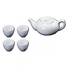 A ready to use tea set that includes a teapot with lid and 4 teacups. Dishwasher and microwave safe. A ready to use tea set that includes a teapot with lid and 4 teacups. Dishwasher and microwave safe.