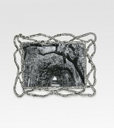 The asymmetric twists and turns of natural vines are recreated by one of America's premier metalwork artists in hand-sculpted, nickel-plated metal. From the Wisteria CollectionOverall, 8¼ X 6¼Accommodates a 4 X 6 photographHand washImported 