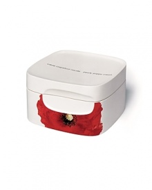 A flower in the city. A vital link to keep us in touch with nature.Flower by Kenzo, the power of a singular, strong, pure and sensual flower.The red poppy has no scent. Kenzo created its fragrance.A powdery floral scent with notes of Bulgarian rose, Parma violet, vanilla and white musk. This luxurious cream envelopes in scent and leaves a pearly sheen. A flower in the city. A vital link to keep us in touch with nature.Flower by Kenzo, the power of a singular, strong, pure and sensual flower.The red poppy has no scent. Kenzo created its fragrance.A powdery floral scent with notes of Bulgarian rose, Parma violet, vanilla and white musk. This luxurious cream envelopes in scent and leaves a pearly sheen.
