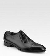 A handsome captoe design, crafted in Italy from the finest nappa leather. Leather lining and sole Made in Italy