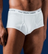 Super-soft combed ring-spun cotton is an improvement on the classic white ribbed brief. With signature logo waistband, mid rise.
