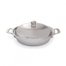 A limited edition to mark All-Clad's 40th anniversary, the All American Casserole Pan goes from stove to oven to table, making it ultra versatile. It features a unique knob handle and is laser-etched with a 40th anniversary commemorative logo. A limited edition to mark All-Clad's 40th anniversary, the All American Casserole Pan goes from stove to oven to table, making it ultra versatile. It features a unique knob handle and is laser-etched with a 40th anniversary commemorative logo.