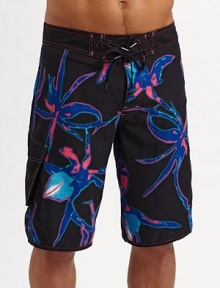 A photo-negative floral print enlivens a modern, quick-dry favorite styled with a long inseam and easy fit. Lace-up drawstring waist Mesh lining Inseam, about 12 Polyester Machine wash Imported A photo-negative floral print enlivens a modern, quick-dry favorite styled with a long inseam and easy fit. Lace-up drawstring waist Mesh lining Inseam, about 12 Polyester Machine wash Imported
