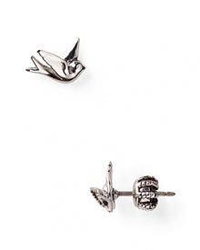 Give every look wings with these delicate sparrow-shaped studs from Juicy Couture. Give every look wings with these delicate sparrow-shaped studs from Juicy Couture.