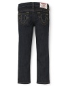 The Casey jegging offers up a sleek, classic jean-style silhouette for her everyday wardrobe.