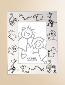 An heirloom-quality frame for baby boys and girls alike, created with adorable zoo-animal detail in silverplated metal. Silverplated metal Accommodates a 4 X 6 photograph Wipe clean Made in Spain 