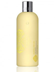 This revitalizing hair cleansing wash is ideal for everyday use. Crammed full of ziao jao extract, hydrolyzed keratin and aromatic oils of juniper, artemisia and pepper, it will help keep your hair and scalp clean and looking healthy. Ziao jao, also known as Chinese honeylocust fruit, is known to help cleanse and keep the scalp looking healthy and soothed. 10 oz. 
