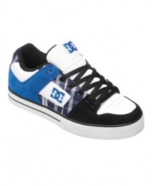 Who says you can't be rough around the edges and filled with modern charm at the same time? Lace up in these smooth suede men's sneakers and discover how easy it can be to find the perfect balance. Who says you can't be rough around the edges and filled with modern charm at the same time? Lace up in these smooth suede men's sneakers and discover how easy it can be to find the perfect balance.