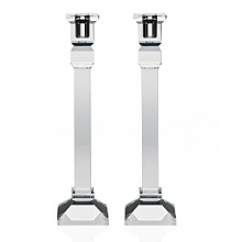 For over 160 years, Italian-based Ricci Argentieri has created superlatively crafted designs of timeless style. In that spirit, these elegant candleholders feature traditional angles and lines.