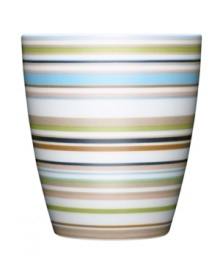 More than bold stripes and warm colors, the Origo tumbler transitions from oven to table and into the dishwasher without a hitch. Combine with other Iittala dinnerware pieces to make any setting pop. Designed by Alfredo Haberli.