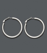 Eternally stylish and effortlessly chic. Giani Bernini's hoop earrings feature a tube shape and sterling silver setting. Approximate diameter: 1-1/2 inches.