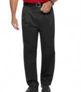 Maintain a crisp, clean look all day with this wrinkle resistant cotton pant. With a classic stylings that complement your button-down or polo perfectly, it includes a double pleat front and a generous leg. Offseam side pockets, back besom pockets.