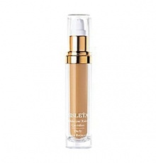 An effective anti-wrinkle serum which acts on all types of facial lines, even deep ones. With passing time, the fibroblast celles located at the base of deep wrinkles produce up to 3 times less collagen than the other fibroblasts. Thanks to an exclusive combination of 3 cutting edge active ingredients (extracts of Alkekengi's calyx, Soya and Padina Pavonica )Sisleÿa Daily Line Reducer helps reconstruct the skin's framework spectacularly:- Preserves the dermis fibres which make up the density, the elasticity and the resistance of the skin (anti-collagenase and anti-elastase effects)- Stimulates the neo-synthesis of collagen in order to densify the support tissue, as well as the glycosaminoglycanes which reinforce the hydra-cushion. An effective anti-wrinkle serum which acts on all types of facial lines, even deep ones. With passing time, the fibroblast celles located at the base of deep wrinkles produce up to 3 times less collagen than the other fibroblasts. Thanks to an exclusive combination of 3 cutting edge active ingredients (extracts of Alkekengi's calyx, Soya and Padina Pavonica )Sisleÿa Daily Line Reducer helps reconstruct the skin's framework spectacularly:- Preserves the dermis fibres which make up the density, the elasticity and the resistance of the skin (anti-collagenase and anti-elastase effects)- Stimulates the neo-synthesis of collagen in order to densify the support tissue, as well as the glycosaminoglycanes which reinforce the hydra-cushion.