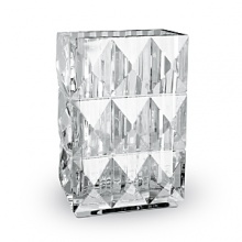 Inspired by a celebrated design of George Chevalier in the 1930s, Thomas Bastide's diamond-cut vase featuring grand pyramids is a striking way to showcase your favorite blooms. Inspired by a celebrated design of George Chevalier in the 1930s, Thomas Bastide's diamond-cut vase featuring grand pyramids is a striking way to showcase your favorite blooms.