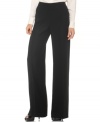 In a stylish wide leg, these T Tahari Elsie trousers feature a back lace-up detail that's chic for a night on the town!