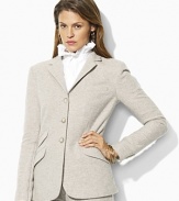 Designed in sophisticated tweed, the smartly tailored Darrin jacket is an elegant representation of chic, modern style.