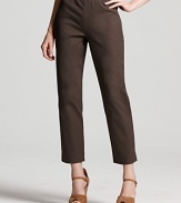 The smart ankle-length silhouette of these Eileen Fisher pants lends endless versatility to your new-season wardrobe.
