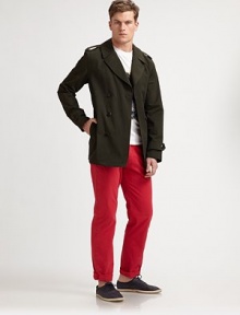 A charming, pulled-together chino style with a straight-leg fit and all-day comfort in cool, garment-dyed cotton.Five-pocket styleSide slash, back welt, flap pocketsInseam, about 30CottonMachine washImported