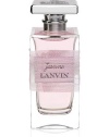 A delicious fruity floral musk combines pear nectar, white freesia and sandalwood. A beautiful fragrant interpretation of modern sensuality and elegance. 