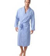 Cotton Plaid Robe. A preppy plaid pattern adorns this traditional bathrobe, rendered in smooth woven cotton for a light, comfortable fit.