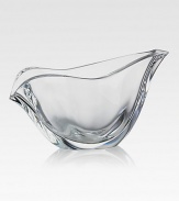 Gentle, curvaceous waves define this elegant bowl of fine crystal. 5H X 11LHand washImported