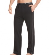 Look sleek even while you sleep with these smooth and soft cotton jersey pants from Calvin Klein.
