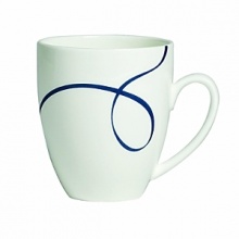 Glissé is a modern and stylized design inspired by Vera's love of figure skating. This indigo blue pattern is the ultimate new classic. Glissé is a modern and stylized design inspired by Vera's love of figure skating. This indigo blue pattern is the ultimate new classic.