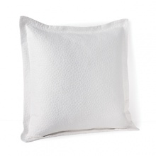 A soft cotton coverlet in Pearl or Pure. Coordinates with the Aurora and Patina bedding collections. A soft cotton coverlet in Pearl or Pure. Coordinates with the Aurora and Patina bedding collections.