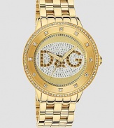 An eye-catching timepiece sparked with Swarovski crystals with a woven link bracelet and a golden finish. Quartz movement IP (ionic plating) gold Round case Crystal-set bezel D&G logo in crystal on the dial Crystal hour markers Second hand Link bracelet Imported
