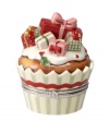 Piled high with presents, this figural cupcake box is a sweet stocking stuffer from Villeroy & Boch's Winter Bakery collection.