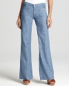 Fashioned in lightweight chambray, these MiH pants are a must-have edition to your spring/summer wardrobe.