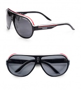 In black and red lightweight plastic with a temple logo detail, these sporty shield sunglasses are a perfect choice for weekend outings.Injected propionatePolarized ebony lens100% UV protectiveMade in Italy