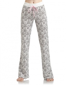 THE LOOKWide elastic waistband with drawstring frontPaisley printed waffle knitRelaxed legsTHE FITRise, about 9Inseam, about 35½THE MATERIALCotton/rayonCARE & ORIGINMachine washImported THE LOOKWide elastic waistband with drawstring frontPaisley printed waffle knitRelaxed legsTHE FITRise, about 9Inseam, about 35½THE MATERIALCotton/rayonCARE & ORIGINMachine washImported