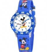 Join the club! Help your kids stay on time with this fun Time Teacher watch from Disney. Featuring iconic character Mickey Mouse, the hour and minute hands are clearly labeled for easy reading.