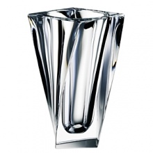 A glass block or crystal cube whose upper section has been twisted and turned-this is one way of describing the simple yet highly sophisticated manufacturing method used to produce Tornado. Designed by Jan Johansson, this collection is an ideal gift for anyone with an eye for design. A glass block or crystal cube whose upper section has been twisted and turned-this is one way of describing the simple yet highly sophisticated manufacturing method used to produce Tornado. Designed by Jan Johansson, this collection is an ideal gift for anyone with an eye for design.