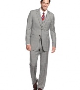 Lighten up your suited-up style with this slim-fit grey 3-piece from Lauren by Ralph Lauren.
