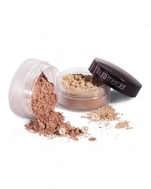 Laura Mercier Mineral Illuminating Powder is designed to provide sheer coverage and a radiant soft-focus effect that perfects any look. By imparting a natural, healthy glow with the help of pure pearl powder and a rich Gemstone complex of diamonds, emeralds and other precious & semi-precious stones, skin tone is enhanced with its weight-less texture for a brighter, luminous look. Containing the Gemstone Complex that captures and reflects light, Mineral Illuminating Powder is the perfect complement to eyes, cheeks or face. Laura Mercier Mineral Illuminating Powder is designed to provide sheer coverage and a radiant soft-focus effect that perfects any look. By imparting a natural, healthy glow with the help of pure pearl powder and a rich Gemstone complex of diamonds, emeralds and other precious & semi-precious stones, skin tone is enhanced with its weight-less texture for a brighter, luminous look. Containing the Gemstone Complex that captures and reflects light, Mineral Illuminating Powder is the perfect complement to eyes, cheeks or face.