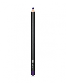 A highly pigmented Eye Pencil with a firm lead and silky soft application. Use for outlining, defining and drawing. Creates an intense line that blends down for a softer, diffused effect. A muted marble pattern brings the collections iconic look to the outer carton. A highly pigmented Eye Pencil with a firm lead and silky soft application. Use for outlining, defining and drawing. Creates an intense line that blends down for a softer, diffused effect. A muted marble pattern brings the collections iconic look to the outer carton.