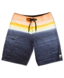 The waves may be dead but O'Neill keeps boardshorts fashionably exciting. The waves may be dead but O'Neill keeps boardshorts fashionably exciting.