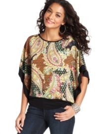 A patchwork paisley print instantly wakes up a slouchy silhouette in this look from Cha Cha Vente! Pair it with skinny jeans and sandals for summery style. A patchwork paisley print instantly wakes up a slouchy silhouette in this look from Cha Cha Vente! Pair it with skinny jeans and sandals for summery style.