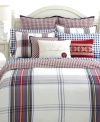 A navy blue and white Buffalo check print presents a smart complement made for this Tommy Hilfiger bedding collection. Alongside the red tartan print, these sheets offer the perfect color contrast.