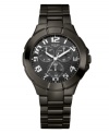 GUESS gives versatility a new face with this modern gunmetal watch design.