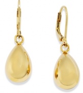 Polished to perfection. Giani Bernini's shiny drop earrings feature two graduated teardrops in 24k gold over sterling silver. Approximate drop: 1 inch.
