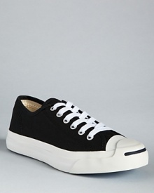 Timeless lace-up sneakers for a casual look. Low-top Jack Purcell style with a rubber toe and cushioning for walking comfort. Rubber sole. Timeless lace-up sneakers for a casual look. Low-top Jack Purcell style with a rubber toe and cushioning for walking comfort. Rubber sole.