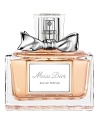 Elegant, exuberant, luscious-the Dior spirit in a modern couture fragrance. A blend of classic chic and sophistication, with a touch of irreverence, this scent has a personality all its own.Notes: mandarin, tangerine, strawberry leaves, jasmine, violet, caramel popcorn, strawberry sorbet, patchouli, musk.