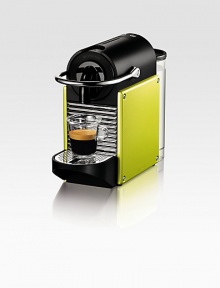 An elegant and compact single-cup machine that blends a super-compact silhouette with superb espresso-making abilities. Easy to use, it's the ideal size for small kitchens, apartments and offices.