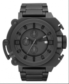 Diesel has crafted the ideal structured steel watch for the man of mystery.